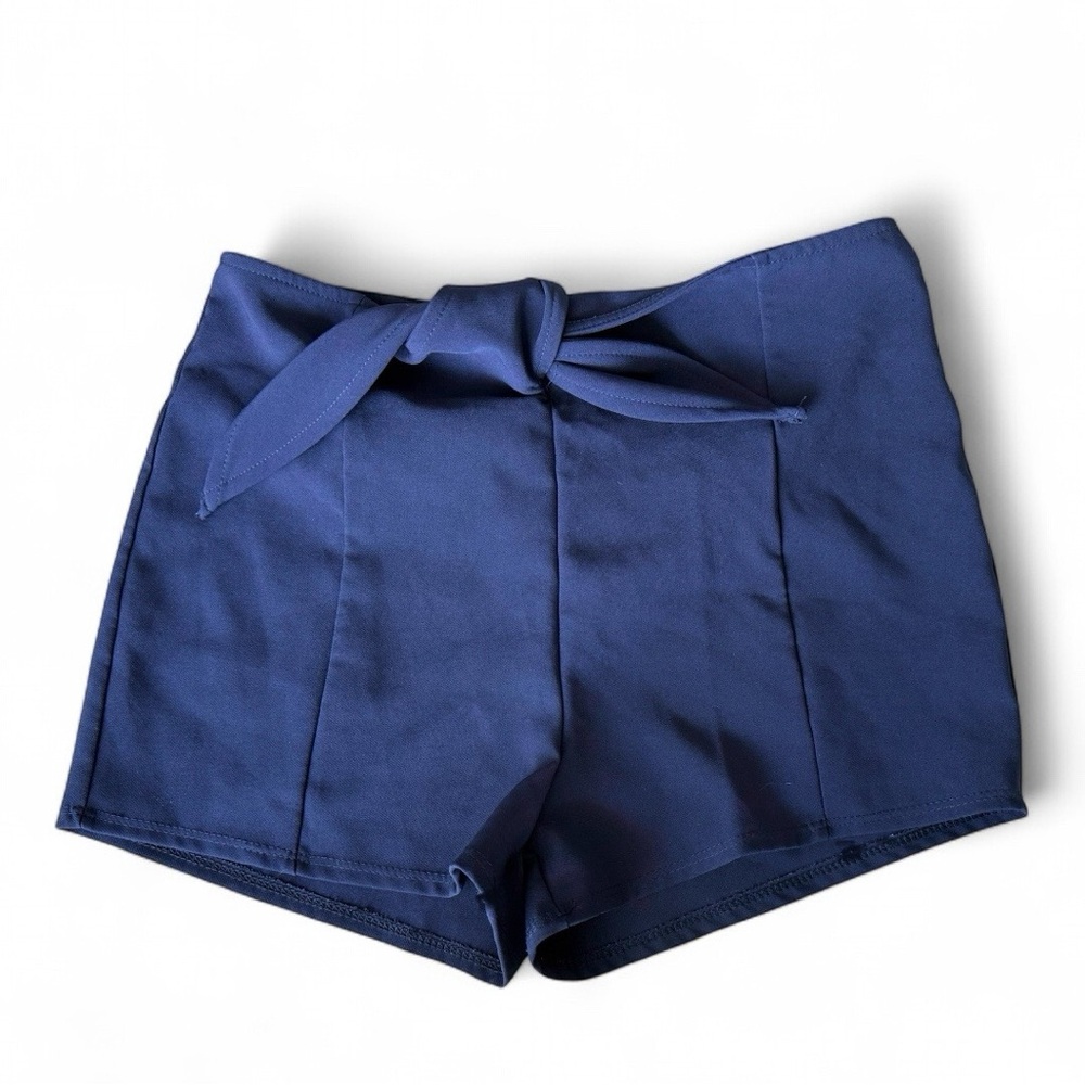 Women’s Navy Blue High Waist Shorts Size L Tie Front Zipper Back Summer Chic